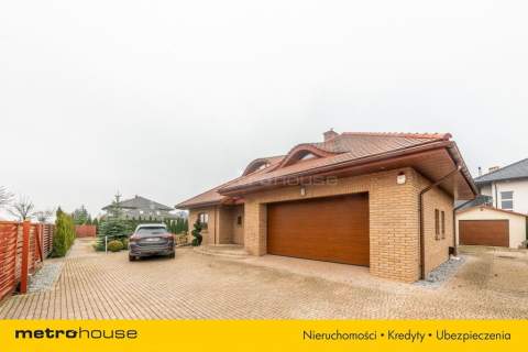 Rezydencja na działce 1680 m komfort i prestiż