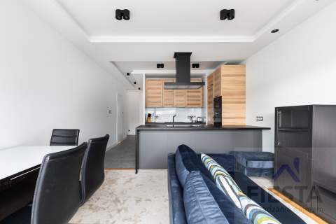 Warszawa Wilanów apartament 4 pokoje 79m2 garaż