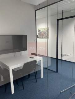 Nieruchomość komercyjna do wynajęcia, 650 m2, Warszawa
