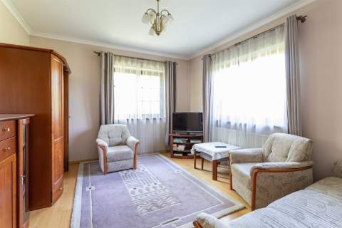 DOM 3 POZIOMY - 450 M2 - DZIAŁKA 1800 M2