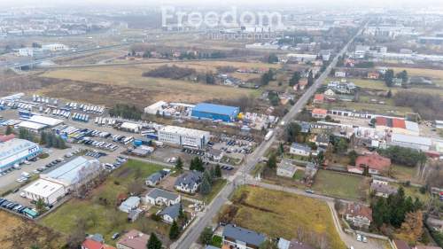 Działka budowlana 1850 m2   Włochy, ul. Jutrzenki