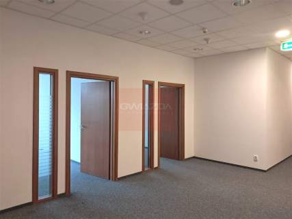 Nieruchomość komercyjna do wynajęcia, 215 m2, Warszawa