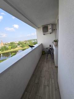 Widok na Odrę,cisza i centrum miasta-3pokoje