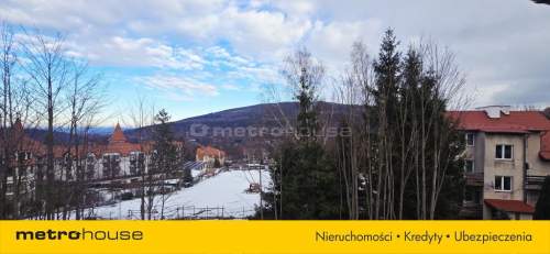 Dwupoziomowy apartament- przeszklenia, 2 balkony,
