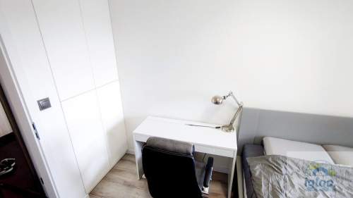 2 pokoje urządzone w apartamentowcu BECHER ETIUDA