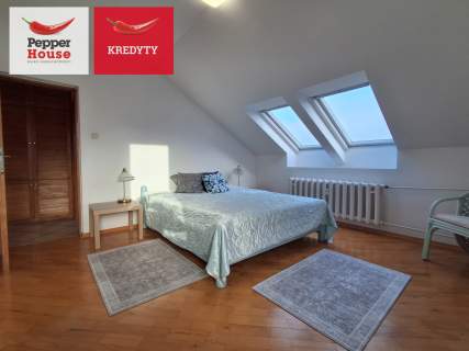 Wyjątkowy apartament 112 m2 po podłodze ze skosami
