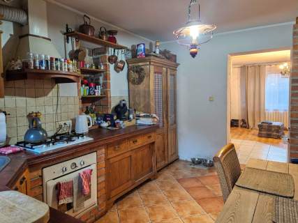 Dom 140 /Ogrodzieniec/ 4 poje /do zamieszkania