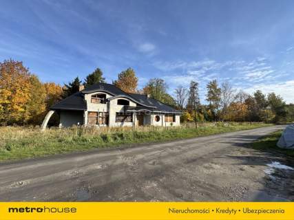 PABIANICE-dom 380 m2,stan surowy, działka 1088m2.