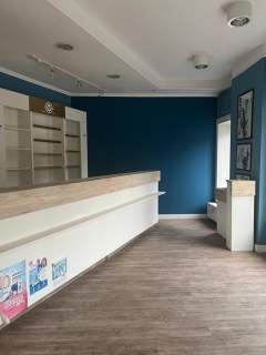 Lokal narożny 155 m2 witryny