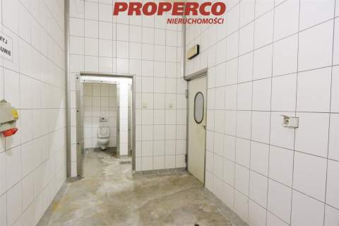 Hala ok 1650 m2 plac 3000 m2, Piekoszów