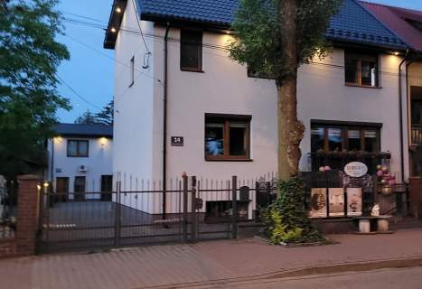 Na sprzedaż nieruchmość - dom PIastów centrum