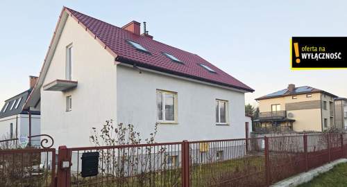 Rodzinny dom parterowy z poddaszem w Ostrowcu