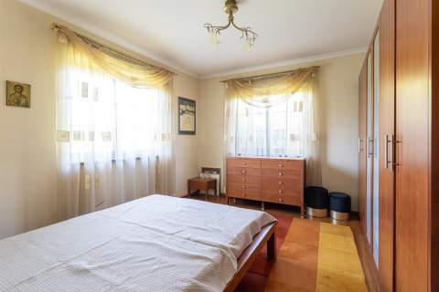 DOM 3 POZIOMY - 450 M2 - DZIAŁKA 1800 M2