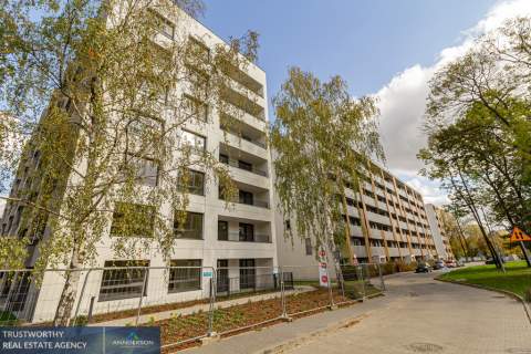 Centrum, 52 m2, 3 pokoje, balkon, parking,
