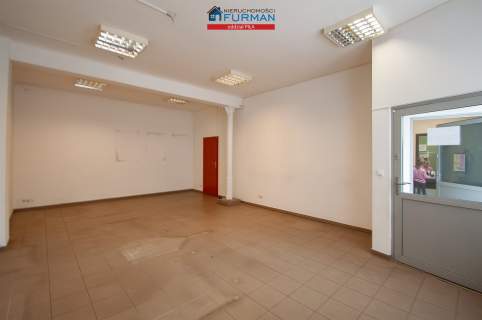 Nieruchomość komercyjna na sprzedaż, 84,67 m2, Jastrowie