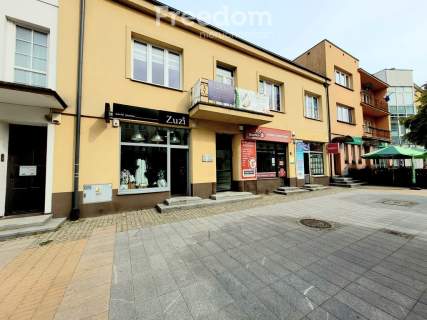 Atrakcyjny przestronny lokal w Centrum parking