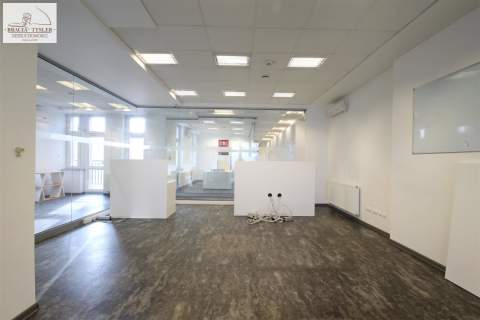 Prestiżowy lokal 186 m w kamienicy w Centrum