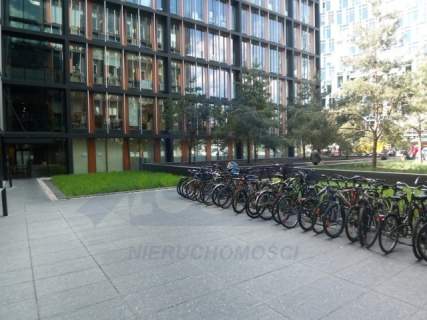 Lokal na parterze przy Galerii Westfield.