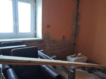 Na sprzedaż budynek po stadninie koni Milicz