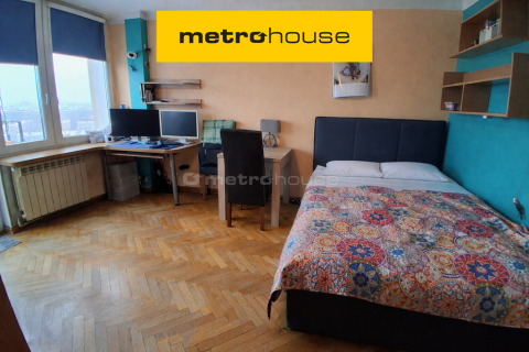 Kawalerka z balkonem i garderobą