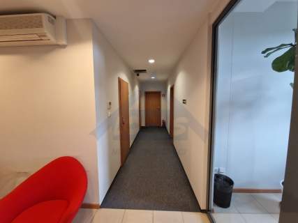 Do wynajęcia biuro 376 m2 blisko metra Gdańska