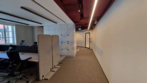 Śródmieście kamienica biurowa 261 m2wynajem