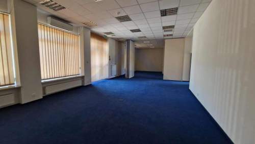 Okęcie lokal wolnostojący do wynajęcia 450 m2