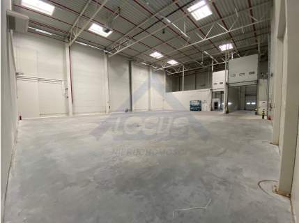 Magazyn wysokiego składowania 4000 m2 Ołtarzew