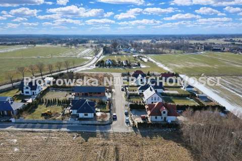 Działka budowlana na sprzedaż, 1363 m2, Rossoszyca