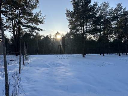 Działka na nowym osiedlu wśród lasu