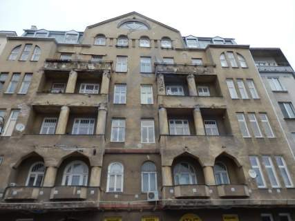Lokal na biuro w kamienicy 68 m2 Śródmieście.