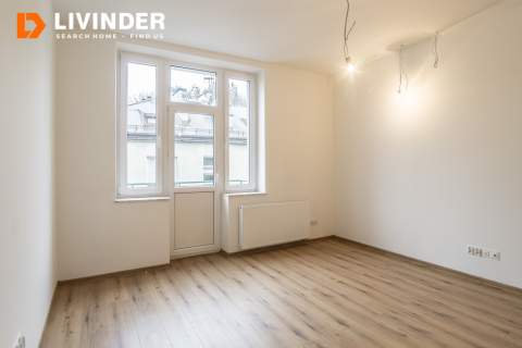 Kamienica po rewitalizacji balkon, piwnica.