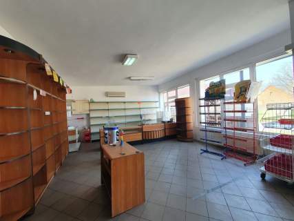 Lokal handlowo usługowy z ogródkiem