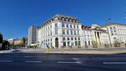Śródmieście kamienica biurowa 261 m2wynajem