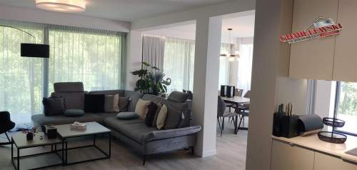 100 metrowy apartament między morzem, a jeziorem.