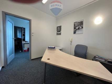Biuro 360 m2 dom dużym tarasem - Puławska Ursynów
