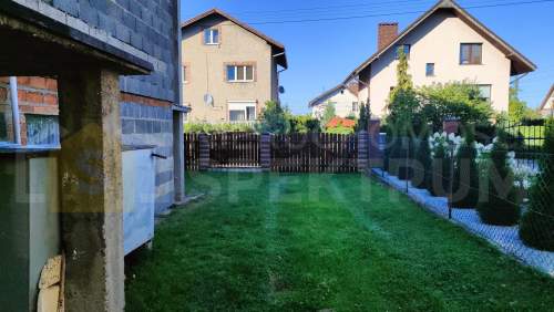 dom powierzchnia 220m2 Bielawa
