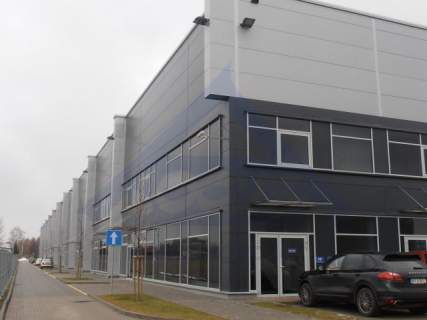 Magazyn z biurem 3805 m2 Włochy