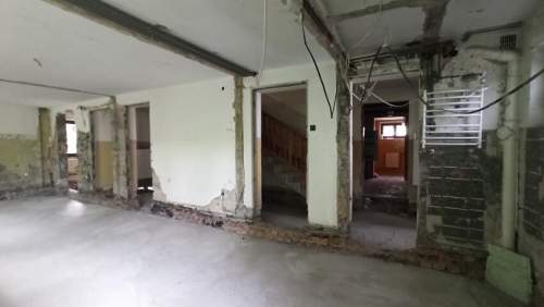 Ustroń Polana/budynek do adaptacji 12 apartamentów