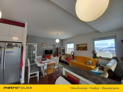 Duży, wygodny apartament z widokiem na góry