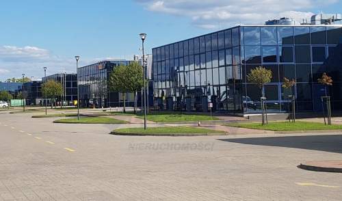 Magazyn biuro wynajem Włochy 1376 m2