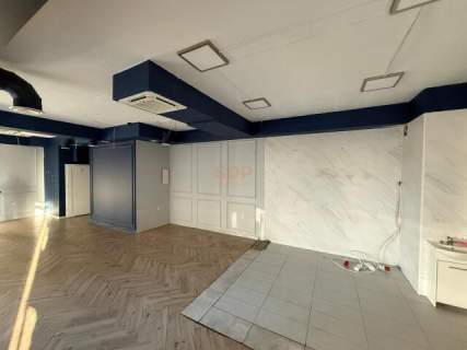 Lokal usługowy z ogródkiem, 92 m2, ATAL TOWER