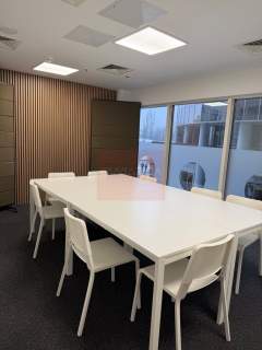 Nieruchomość komercyjna do wynajęcia, 748 m2, Warszawa