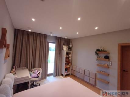 Dom premium z salą fitness i systemem smart home