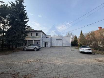 Biurowo-magazynowy obiekt na wynajem Wawer 690m2