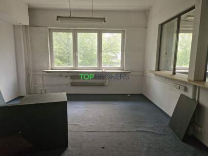 Przestronne biuro lub hostel winda