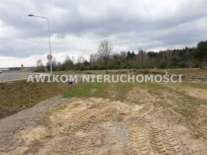 Działka przy zjeździe S 8 w okolicy Żabiej Woli