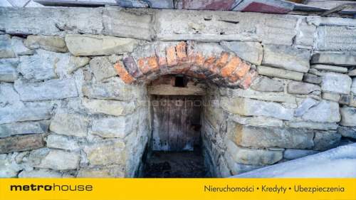 Stary dom siedlisko wśród gór z działkami 60 arów.