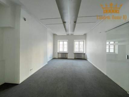 Do wynajęcia biuro 227,34 m2 w kamienicy, Nowy Świat, bez opłat...