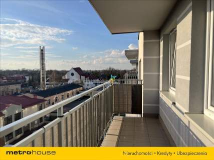 Kawalerka z dużym balkonem w Centrum Grodziska.